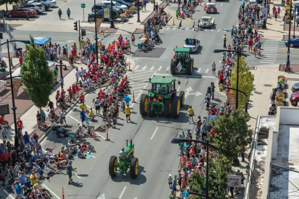 2018 Razzle Dazzle Parade